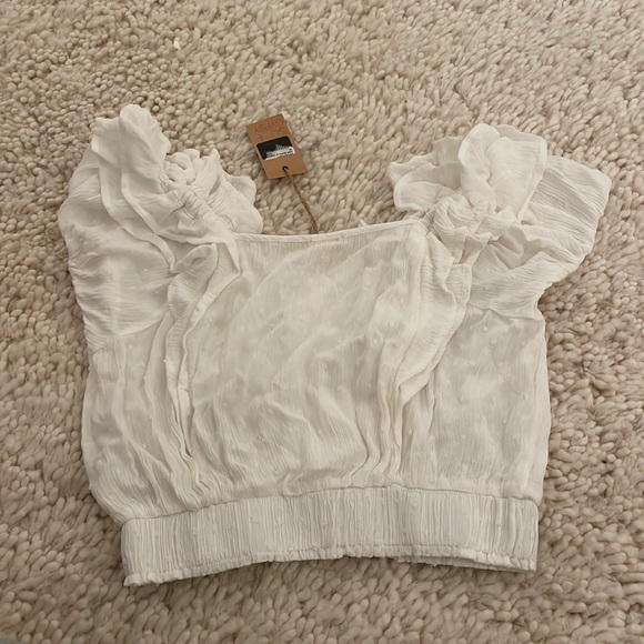 Boutique White Blouse - Picture 2 of 5